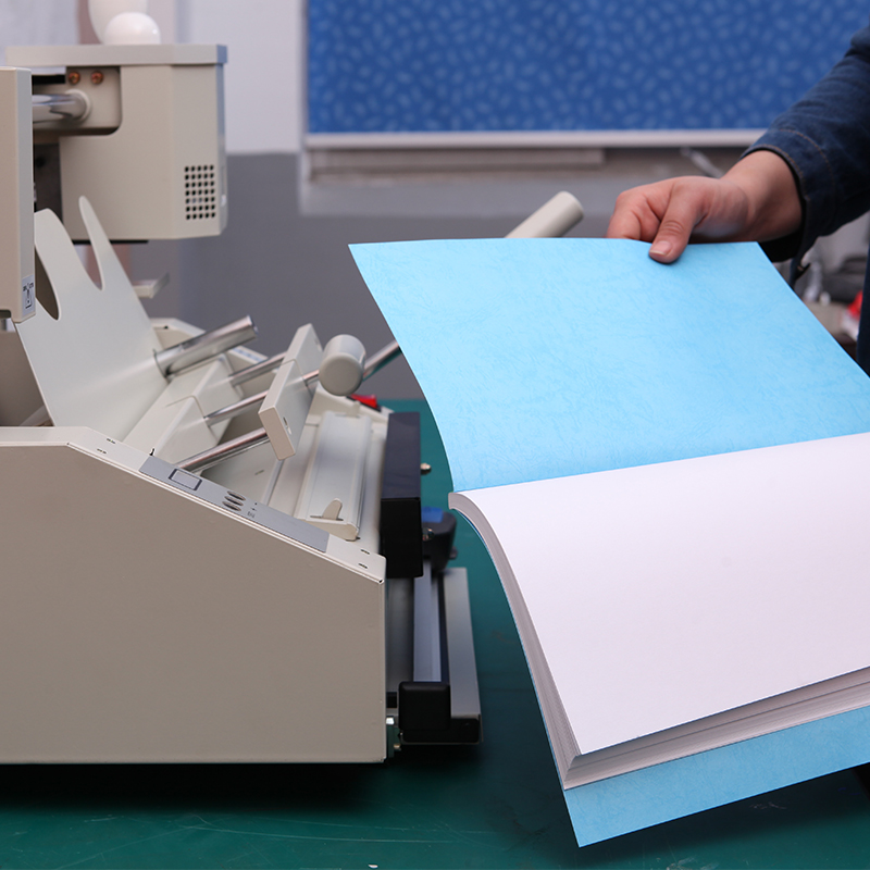 Rilegatrice per libri perfetta - Binding Machine Comb recensione e prezzo